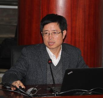 高教研究与评估中心主任姚成郡通报大学章程和本科教学审核评估工作情况